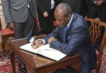 Décret : permutation entre les préfets de Fria, Dabola et de Dinguiraye