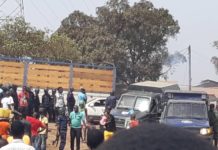 Dabondi rails : vive tension entre genadarmes et jeunes manifestants