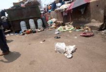 Insalubrité au marché d’Enco5: ce qu’en disent certaines vendeuses sur place