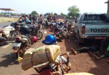 Sandiana/Kouroussa: un mineur qui revenait de Kounsitel, finit sa course sous un camion-remorque