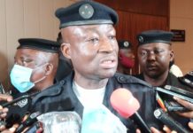 Carte d’identité biométrique : Bafoé monte au créneau face au paiement induit des sommes d’argent