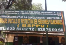 Conakry : accusé de viol et séquestration, le chroniqueur Robbie Sarah en audition