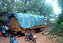 La route Noussy-Labé bloquée depuis plus de 24 heures: un camion en panne à l’origine