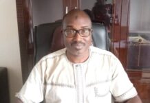 Ouvrage de recherche « Guinée face aux défis de la démocratie »: Que veut véhiculer l’auteur ?