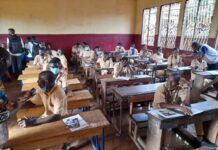BEPC à Matoto: 27160 candidats dont 13117 filles abordent les épreuves