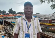 Passage des barques en bois en celle de fibre verre: «…l’expérience a échoué » (Mickaël Soumah)