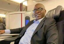 Conakry : Fodé Oussou Fofana s’envole enfin pour Paris