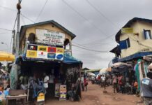 Levée des barrages : réactions du syndicat, des chauffeurs et passagers de la Gare routière de Bambéto