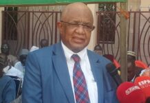 Énergie : le Ministre Ibrahima Abé Sylla visite le siège de l’EDG