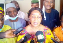 Fêtes de fin d’année : la gouverneure de Conakry interdit les jeux de pétard dans sa juridiction