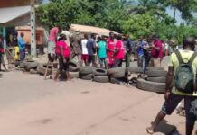 Boffa : des jeunes manifestent contre la société CHALCO