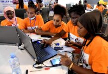 Conakry: fin de la formation du camp de codage pour les jeunes filles