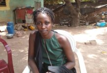 Mois de la femme à Kankan : à la rencontre d’une chaudronnière