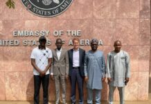 Conakry : le nouvel ambassadeur des États-Unis en Guinée reçoit le FNDC