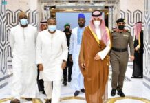 NUIT DU DESTIN : LE PM Mohamed BEAVOGUI à Djeddah (Arabie Saoudite)