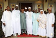 Célébration de l’Aïd el fitr : le Président Colonel Mamadi Doumbouya s’est acquitté de son devoir religieux au Palais Mohammed V