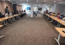 Conakry: l’ONG Action Mines Guinée attire l’attention sur les femmes évoluant dans l’exploitation artisanale des mines