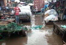 Forte pluie à Conakry : le constat désolant au marché Avaria de Madina