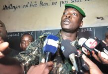 Colonel Amara Camara lance les épreuves du CEE à Kaloum : « Tous les cadres qui sont devant vous ce matin…»