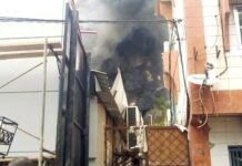 Kaloum : les explications du DG de la protection civile sur l’incendie qui a ravagé l’usine de fabrication de meubles LIPCO