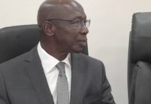 Tribune : À notre Idi Amin « national » conteur de fables, le silence serait mieux pour lui !