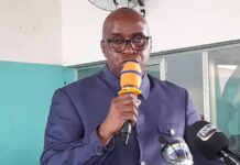 Annulation de l’autorisation de sortie de Dr Fodé Oussou : l’ANAD condamne une « décision inhumaine et discriminatoire… » (copie)