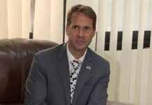 Troy Fitrell sur l’annonce du procès du 28 sept : « Nous allons explorer l’opportunité de faire un appui pour la procédure »