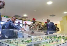 Infrastructures : le Colonel Mamadi Doumbouya procède à l’inauguration de l’hôpital national Donka