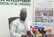 Fonds de Développement Social et de l’Indigence : le DG Lansana Diawara vole au secours des personnes démunies
