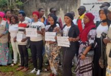 Mamou : des hommes de médias organisent un sit-in pour dénoncer la suspension des journalistes par la HAC