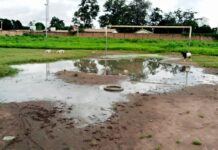 Faranah : le stade préfectoral dans un état de délabrement très poussé