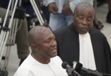 François Lounceny Fall à propos de Toumba : « c’est lui qui a sauvé notre vie … c’est Marcel qui nous bastonnait »