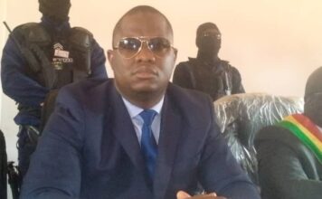 Guinée : Le ministre Charles Wright dénonce publiquement une décision du PM, Dr Bernard Goumou