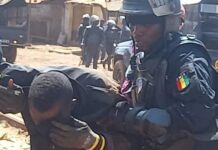 Cosa : un agent blessé par des jeunes manifestants