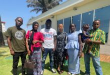 JIDF : Oumoul Diallo passe son meilleur 8 mars en compagnie des parents de M’Mahawa et Hasmiou assassinés récemment à Conakry