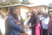 Direct centre Islamique : les représentants des FVG déjà en conclave avec le PM