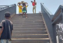 Construction des passerelles métalliques sur les autoroutes : les citoyens saluent l’initiative