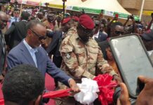 Rwanda : Mamadi Doumbouya nomme un ambassadeur extraordinaire et plénipotentiaire