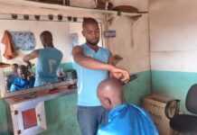 Préparatifs de la fête du Ramadan : les gérants de salon de coiffure se plaignent de la rareté des clients