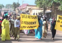 Siguiri : les femmes du RPG manifestent pour le retour de Alpha Condé au pouvoir