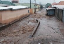 Premières pluies à Conakry : plusieurs maisons inondées