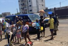 Conakry: marchands ambulants et les mendiants exposés à des dangers au niveau des grandes artères