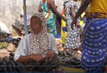 N’Zérékoré : avis croisés des citoyens contre l’interdiction de l’exportation de certains produits alimentaires