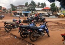 Saison des pluies : un calvaire pour les conducteurs de taxi-motos