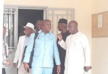 Éducation : le gouvernement fait une nouvelle proposition aux enseignants contractuels