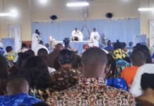 Assomption : les chrétiens de la paroisse Saint Charles LWANGA de Sonfonia commémorent l’élévation de Marie