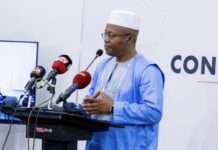 Neutralisation ou réforme ? Ousmane Gaoual Diallo justifie la dissolution des partis politiques