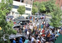 NEW-YORK : des membres de la délégation guinéenne hués devant une mosquée