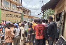 Labé : un présumé voleur de fers et de batteries mis aux arrêts par des vendeurs