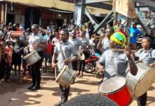 Fête de l’indépendance : les jeunes de l’axe célèbrent à travers un carnaval et un mini concert